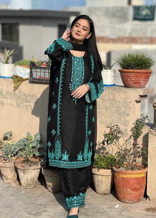 Jiya Embroidery Black