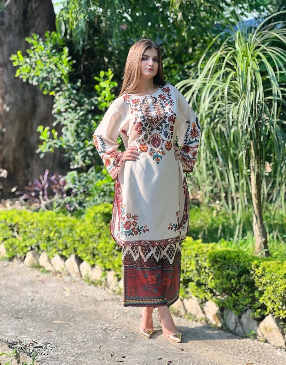 Cream Floral (2.Pcs)