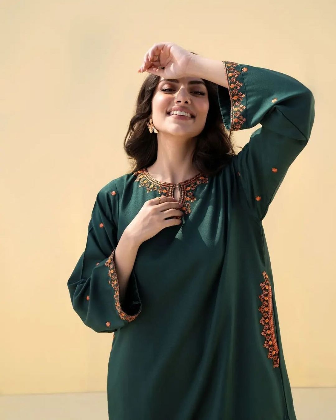 Green pocket Embroidery 2pc