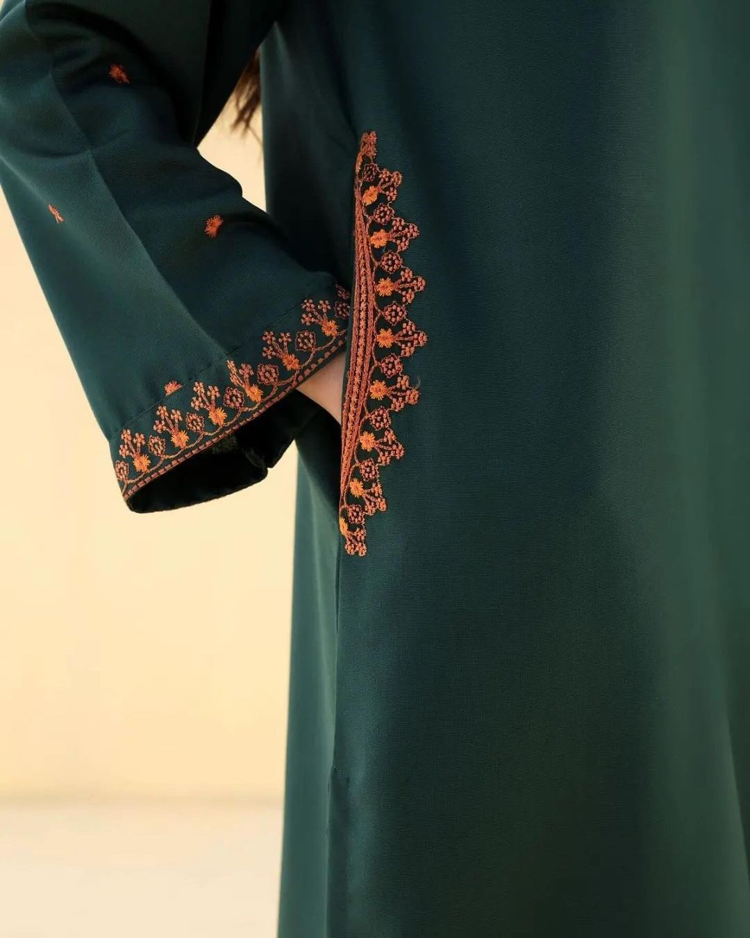 Green pocket Embroidery 2pc