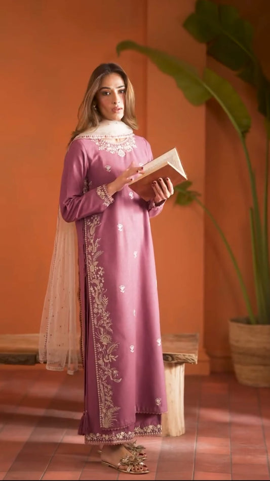 Aura-3pc embroidered