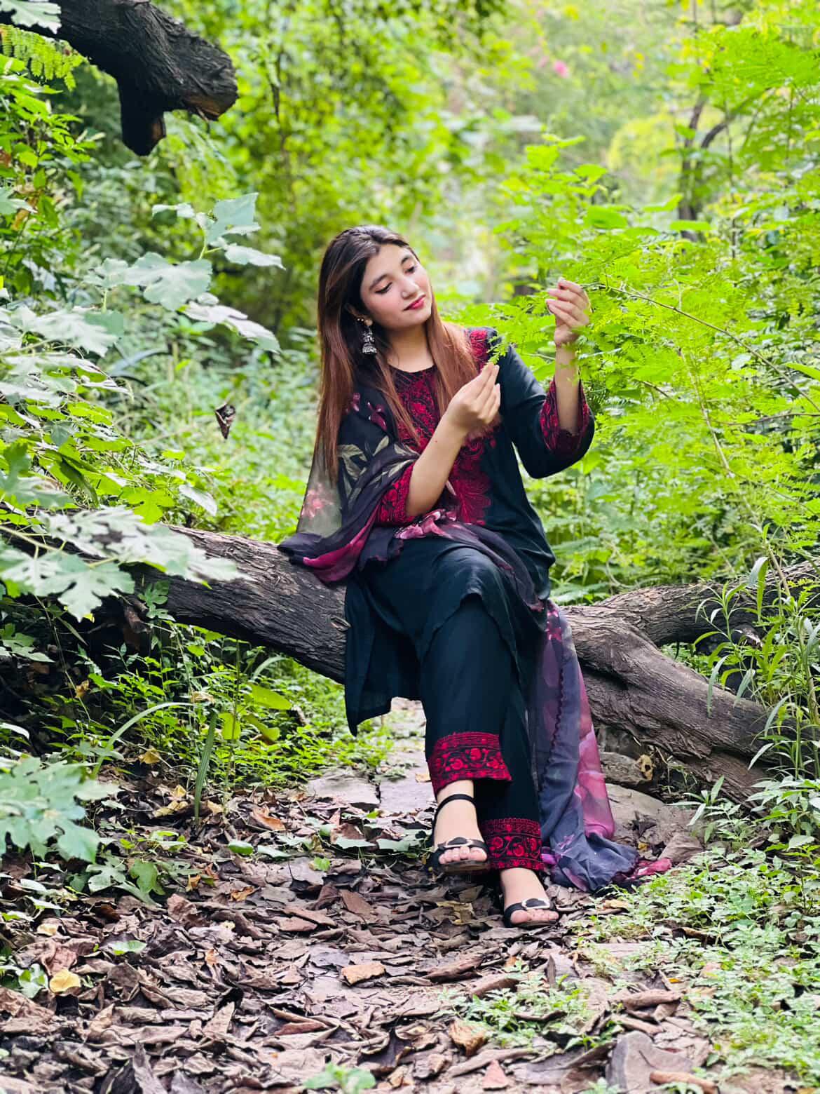Mahnoor 3pcs