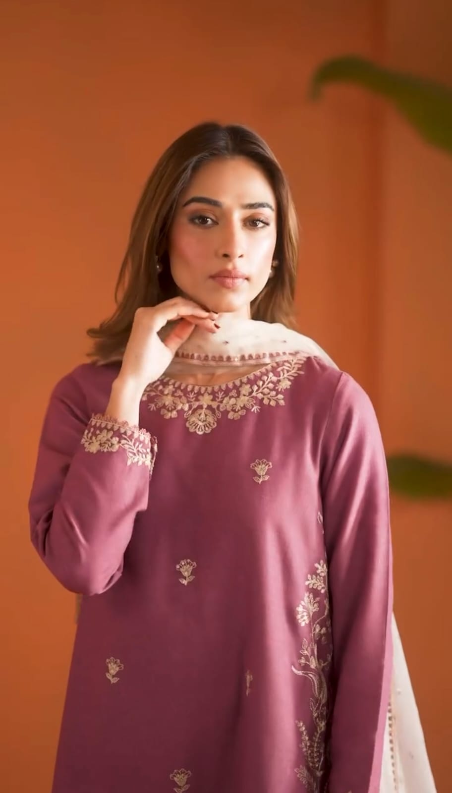 Aura-3pc embroidered