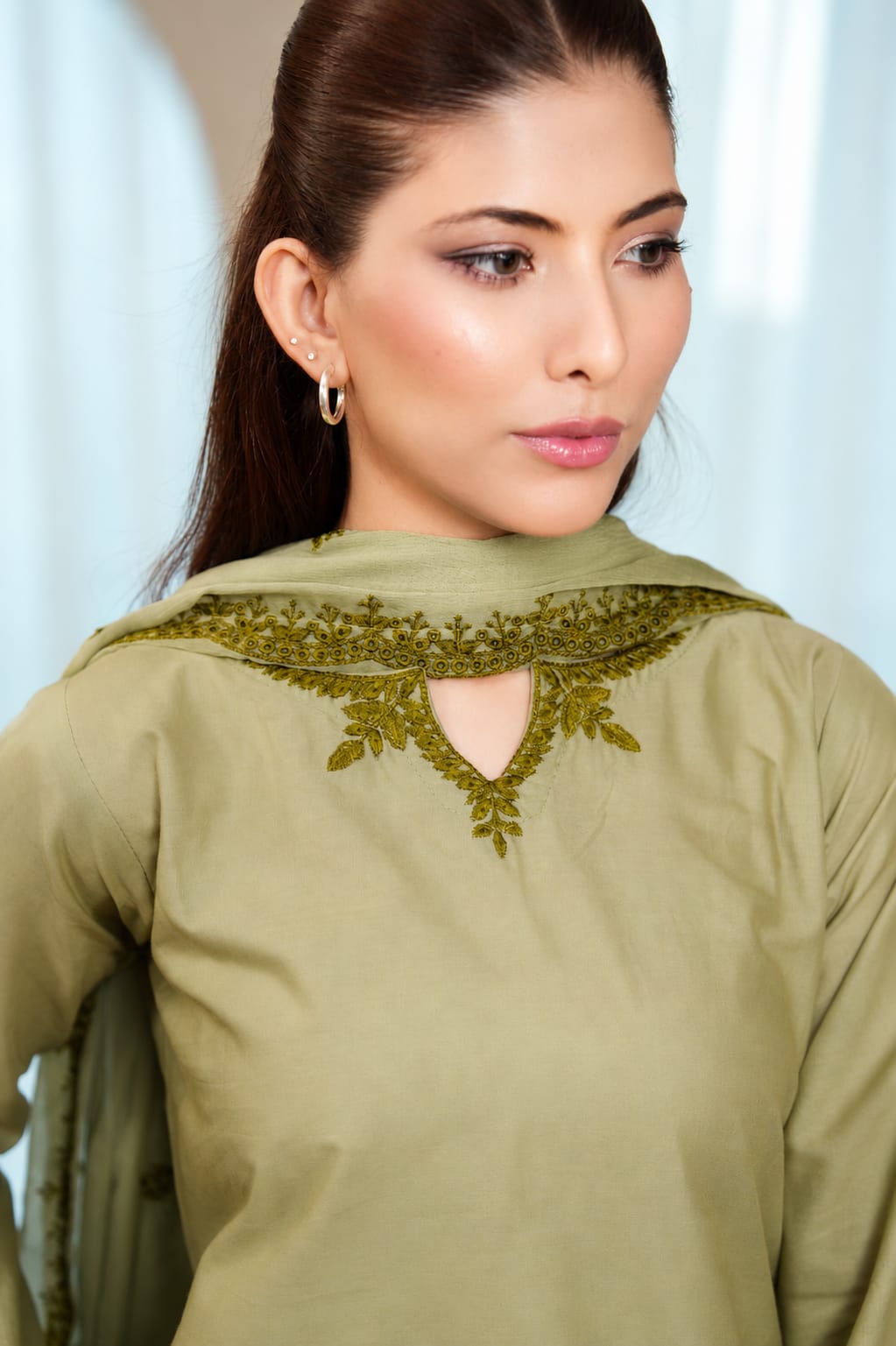MintAsh-3 PC embroidered